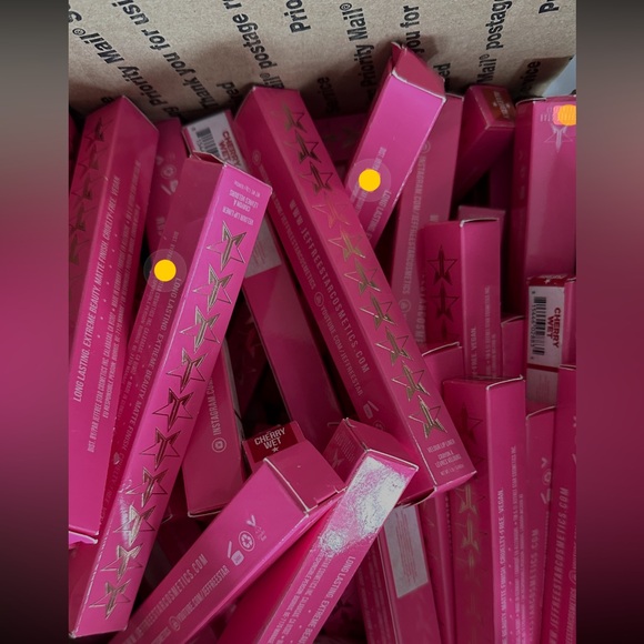 Tray 1- $3 starts new pallet in, everything must go! - Picture 7 of 7